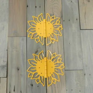 Sunflower Design Hinges: Pastel Yellow Garden Gate Decor