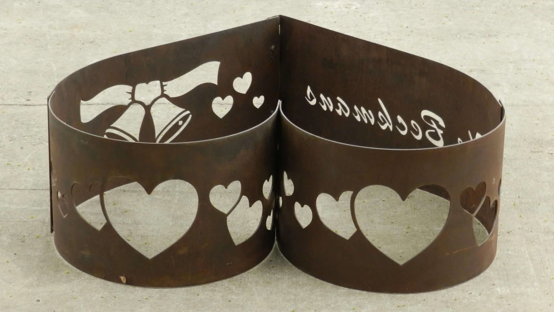 Personalized Heart Shape Fire Pit - Image 3